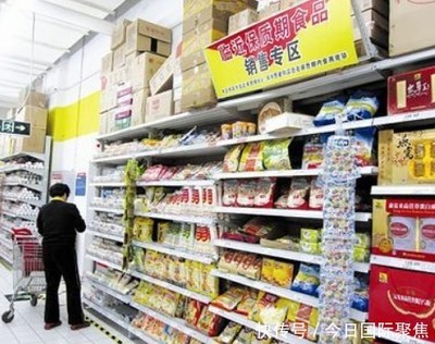 這屆年輕人有多“摳”？光靠著一個“摳”字，撐起了900億市場食品銷售